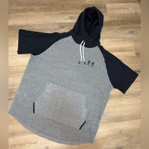 Under Armour Heat Gear Hooded Tshirt